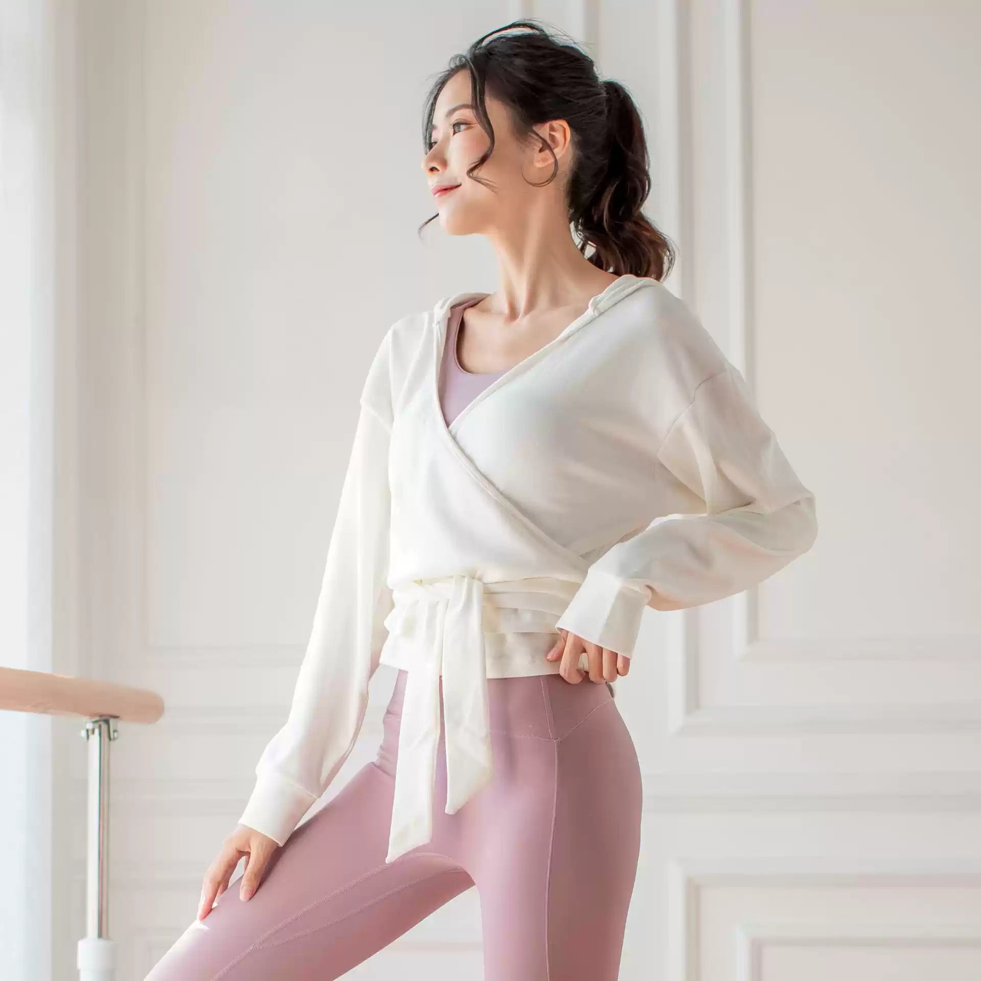 Plush Long-sleeved Tie Loose Sports Hoodie