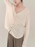 Loose-Fitting Long-Sleeved Blouse