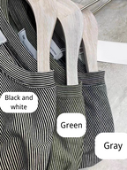 Loose-fitting oversized drop-shoulder soft T-shirt