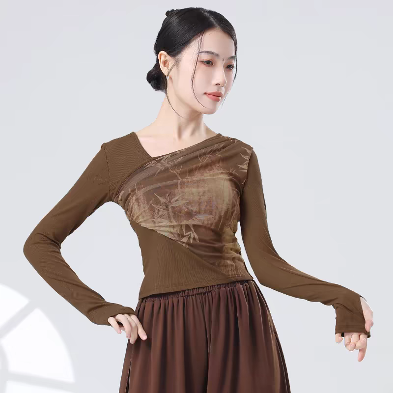 "Brown Long-Sleeved Ink Wash Style Dance Costume"