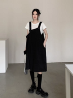 "Sunshine Companion" simple and versatile overalls