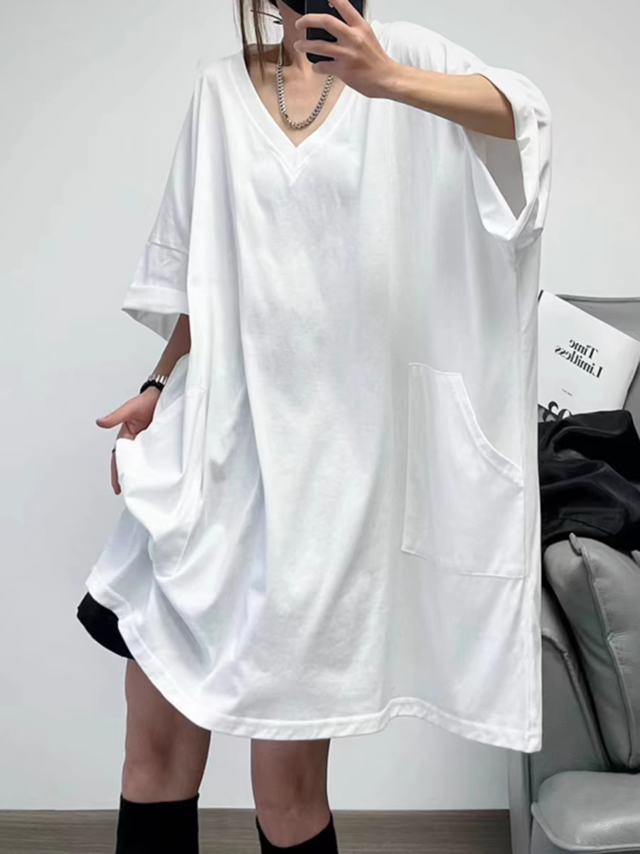 Casual and fashionable V-neck solid color T-shirt